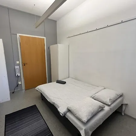Hmi Smart Group 220 Hostel *