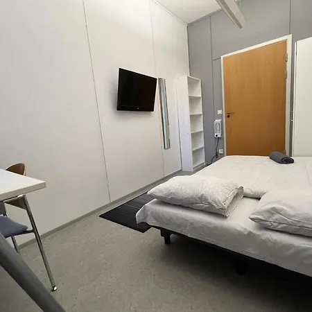 Hostal Hmi Smart Group 220 Helsinki